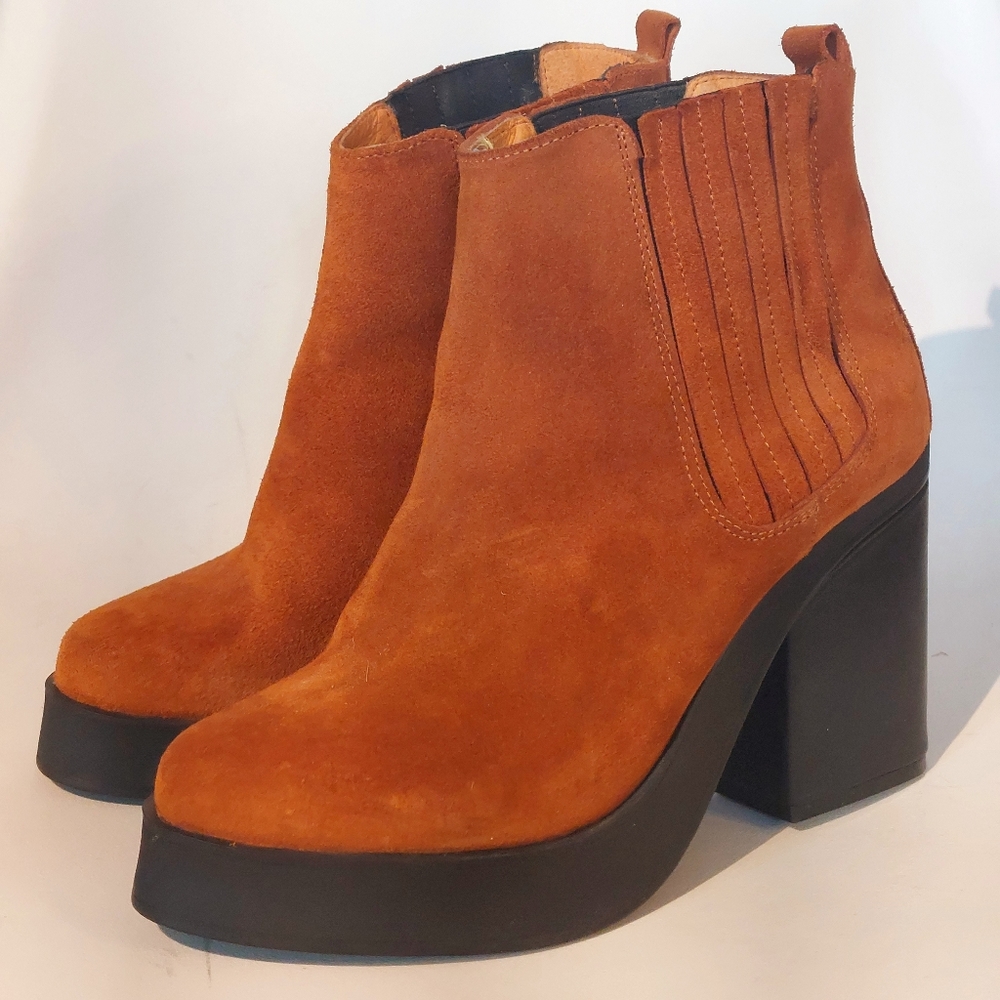 Miista 'May' brandy suede platform Chelsea boots, EU39/US9, EUC Rare!